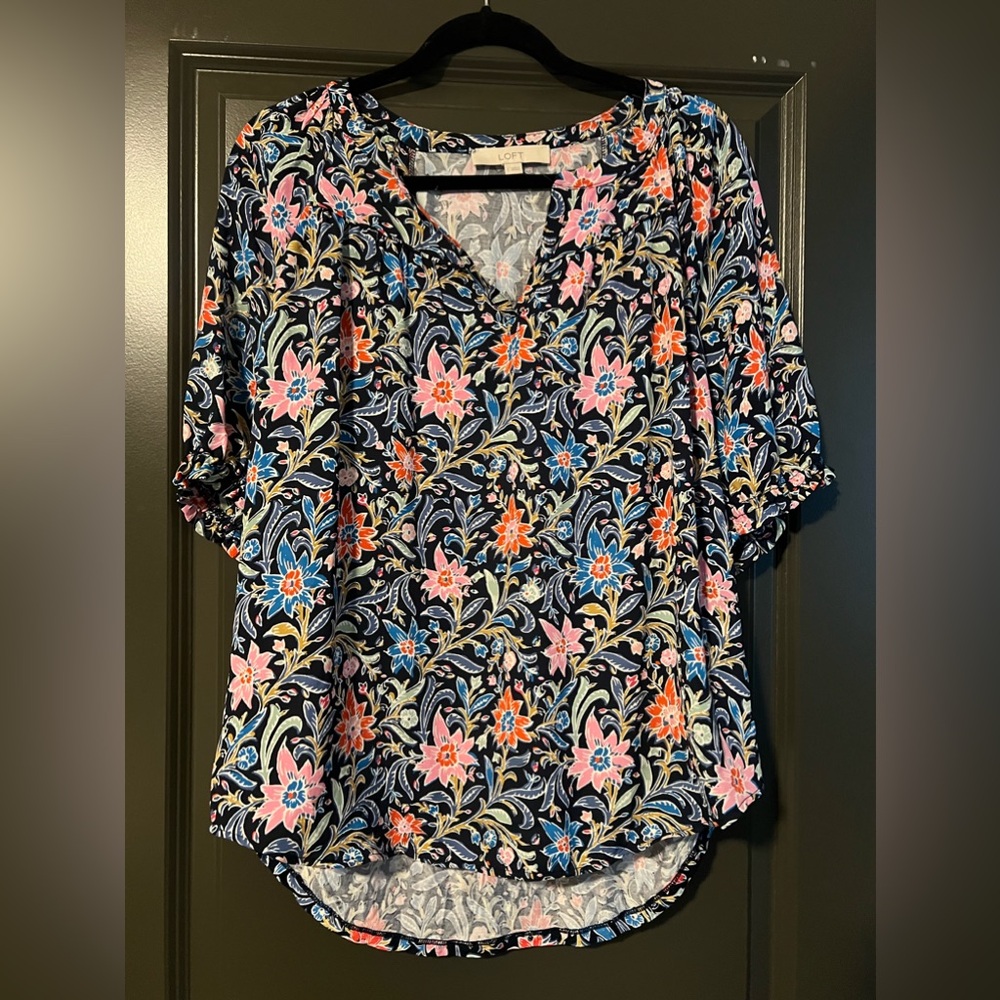 NWOT Loft Floral Blouse Size L